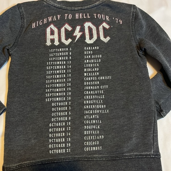 Junkfood AC⚡️DC Highway to Hell ‘79 Sweatshirt - 3T - Picture 4 of 5